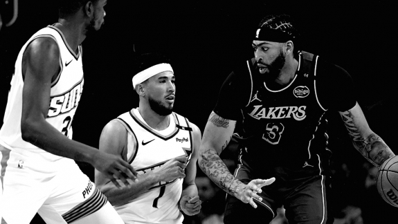 Anthony Davis se junta a Kobe Bryant após mais uma vitória do Lakers