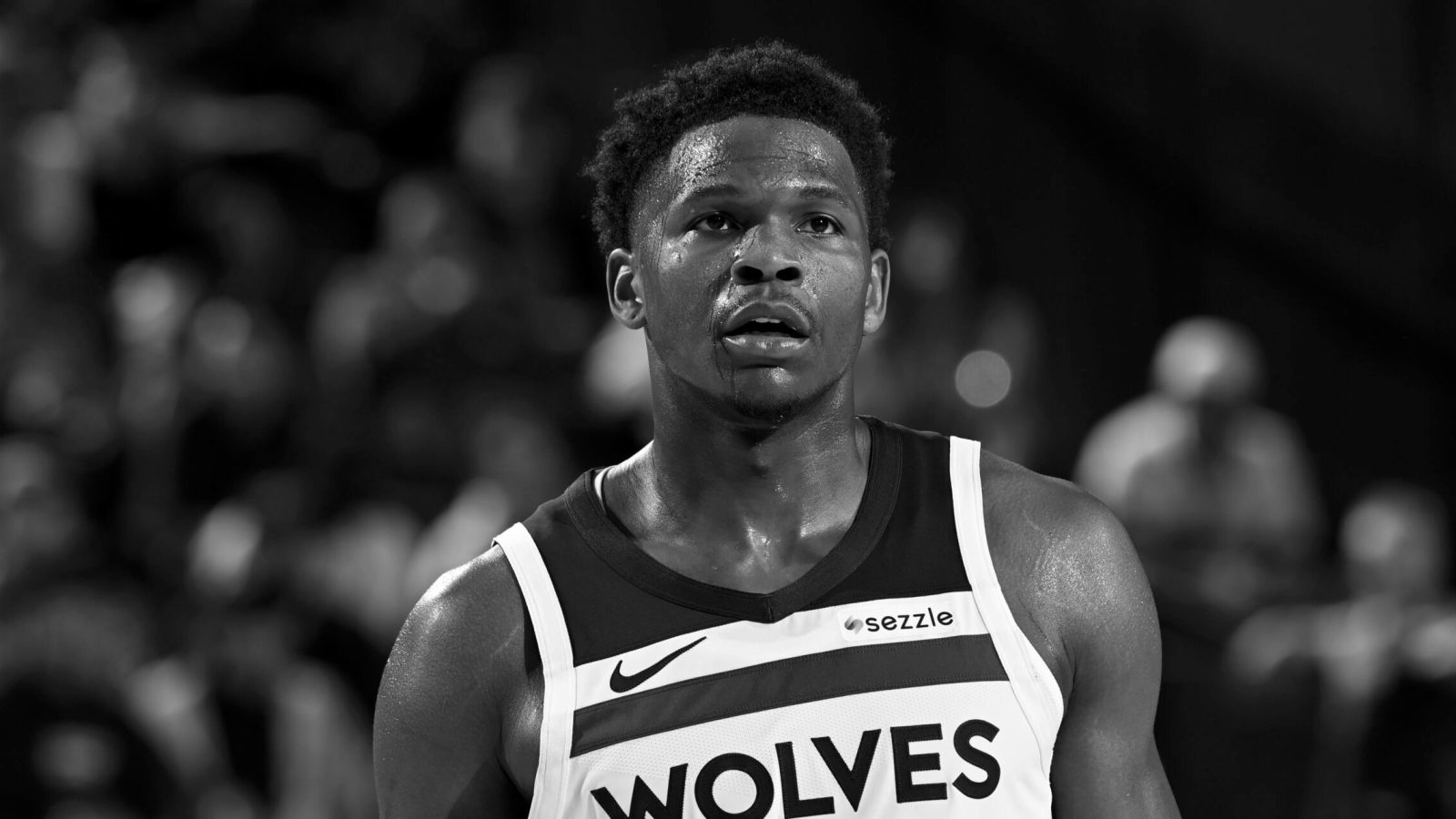 Edwards fica sem supermax e o Wolves tem um ano para agradar