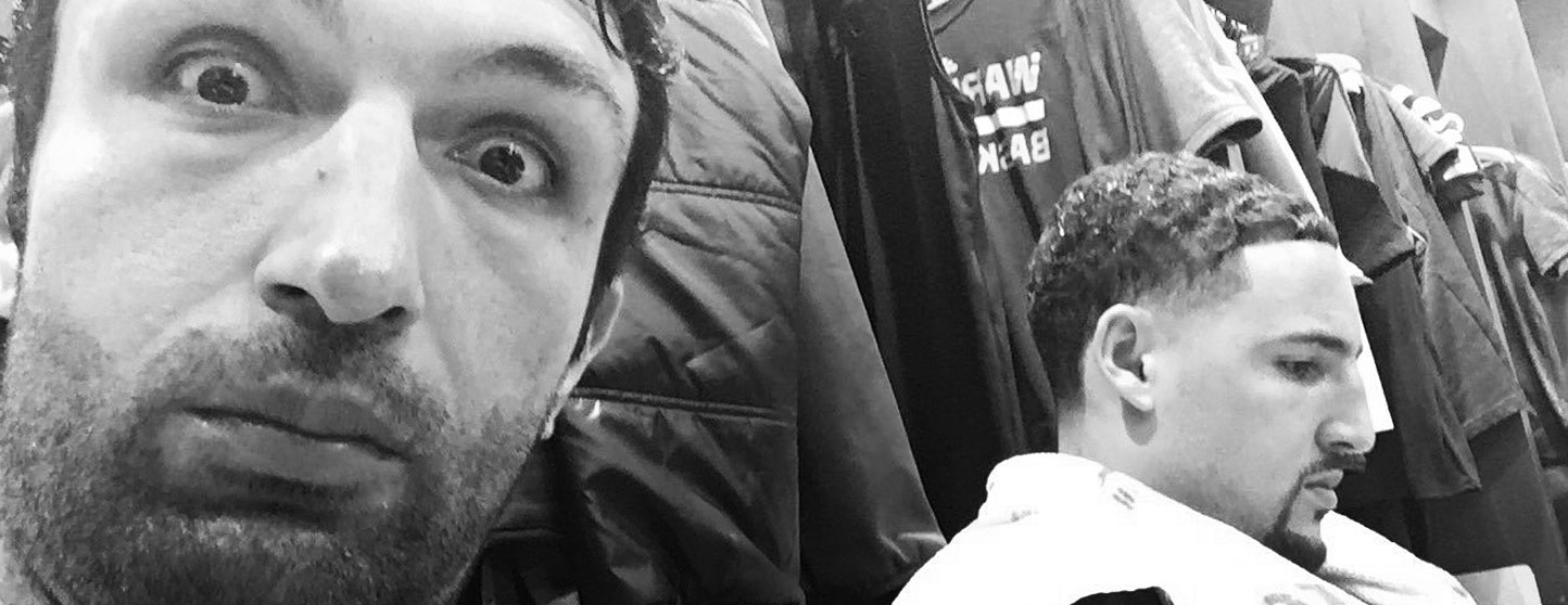 Zaza Pachulia brinca com Klay Thompson através de presente inusitado