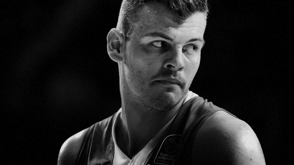 Conheça Ante Zizic, o desconhecido envolvido na troca de Kyrie Irving