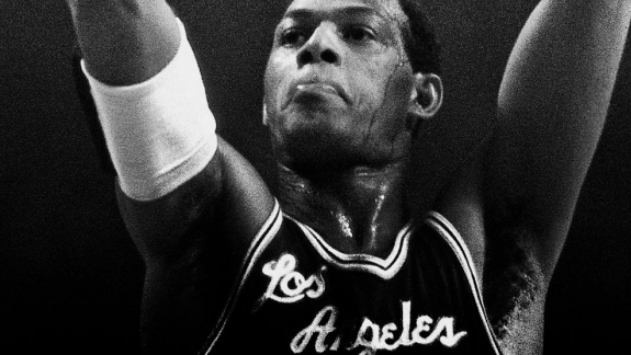 Elgin Baylor: de astro esquecido a monumento eternizado