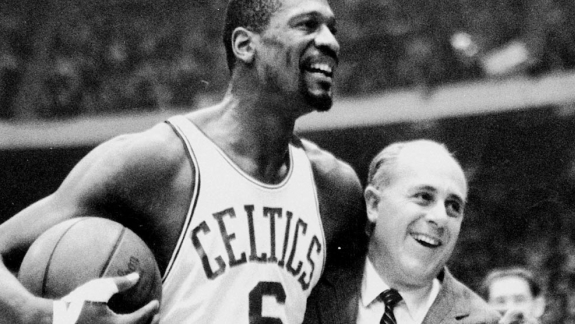 O draft de 1956, Bill Russell e patinação no gelo: Como o Boston se tornou a maior dinastia da NBA
