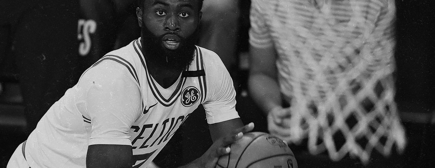 Os 10 melhores arremessadores de média distância da NBA hoje