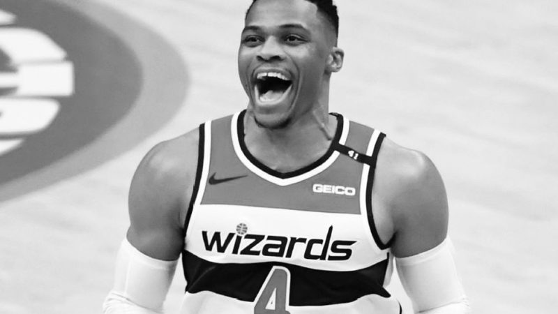 Russell Westbrook igualou o recorde de triplos-duplos
