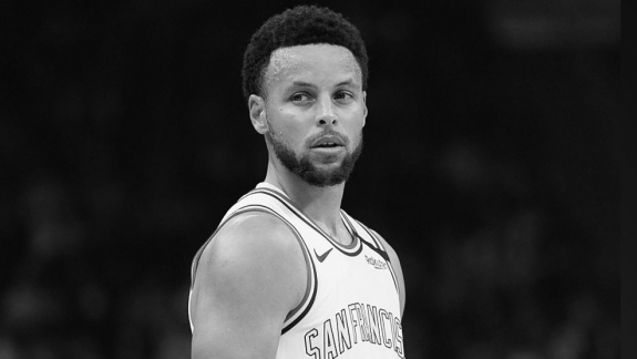 NBA: Stephen Curry é um dos maiores casos de abuso digital