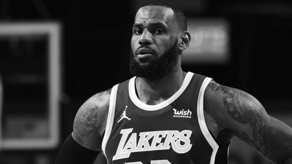 NBA: LeBron James reage ao abuso racial sofrido por três jogadores da seleção da Inglaterra após derrota na Euro