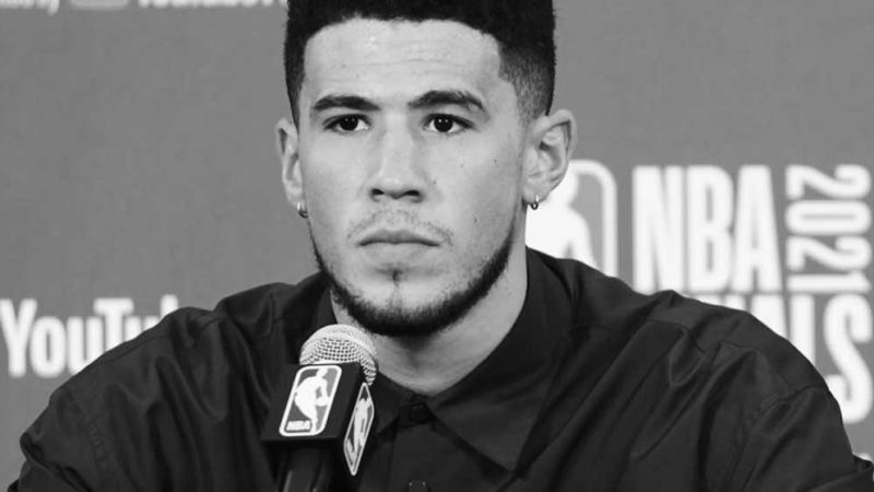 NBA: Devin Booker comenta sobre comparação com Kobe Bryant