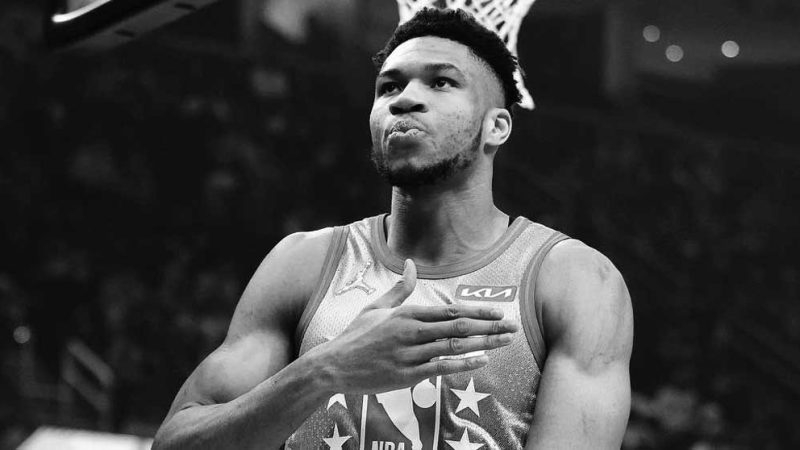 NBA: Giannis Antetokounmpo se emociona com homenagens no All-Star Game