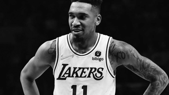 NBA: Armador quer jogar no Lakers para sempre