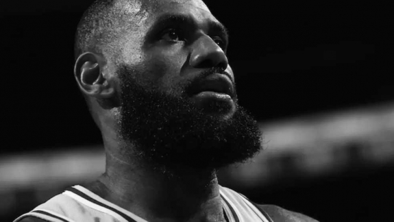 NBA: 3 trocas que o Lakers pode fazer por LeBron James