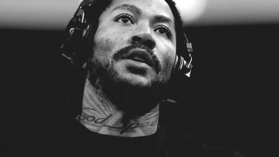 NBA: Força, Derrick Rose. Força mais uma vez