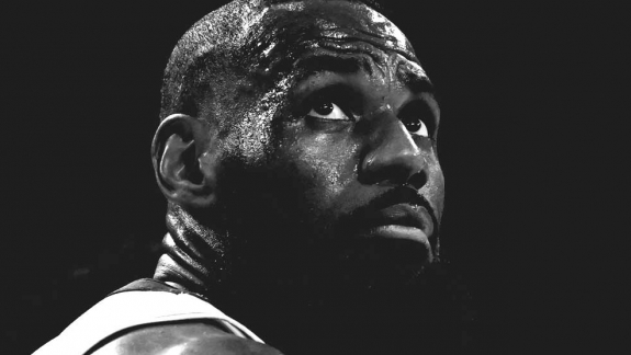 NBA: LeBron James quer um pouco mais de atenção
