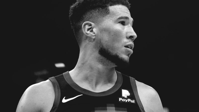 Precisamos falar sobre o trabalho defensivo de Devin Booker no Suns