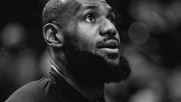 LeBron James faz revelação de primeiro treino com Bronny James