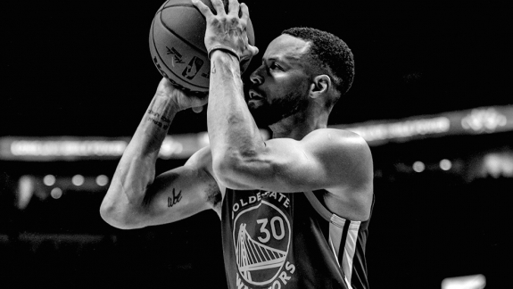 NBA: Warriors atualiza sobre lesão de Stephen Curry e revela seu substituto