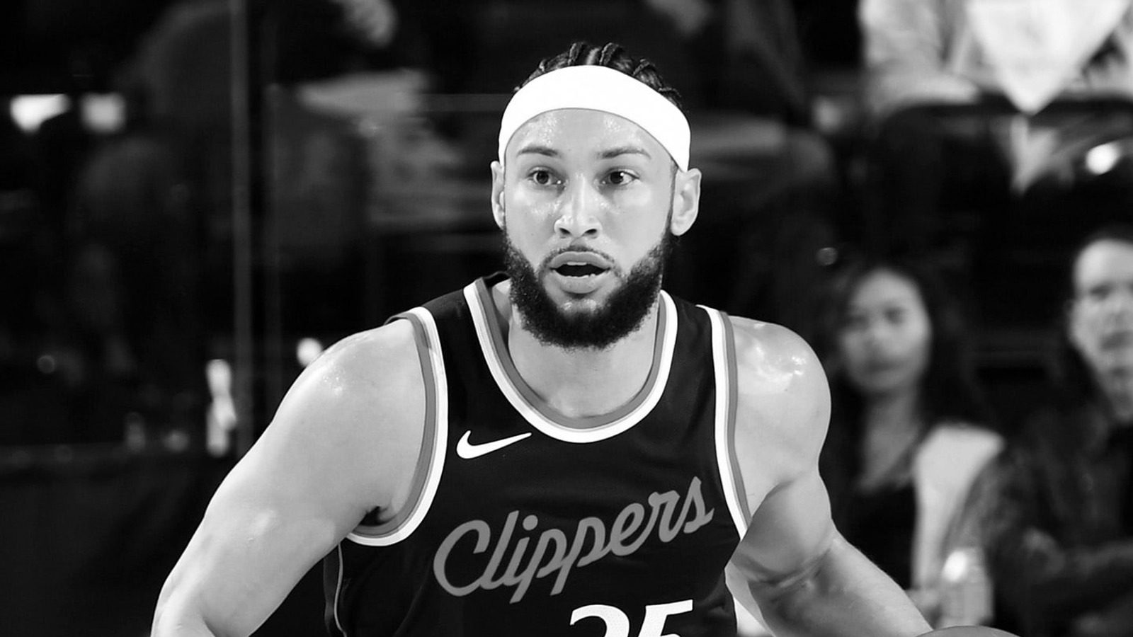 Ben Simmons volta à NBA no Kings após 18 meses parado