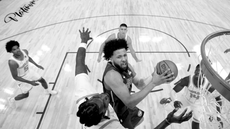 Pistons x Hornets: as bolas que o Hornets entregou