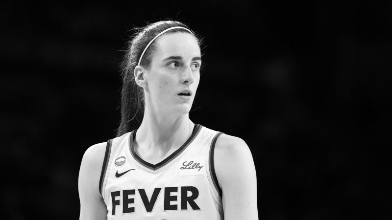 Caitlin Clark se volta contra torcedores racistas do Fever