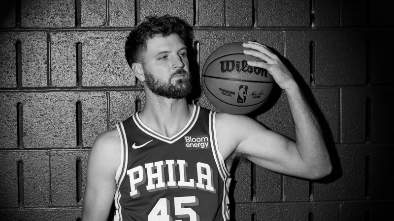 Quem é Dean Wade, o substituto de LeBron no Sixers