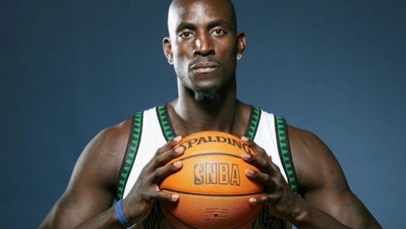 12 jogadores da NBA e o significado de seus apelidos 