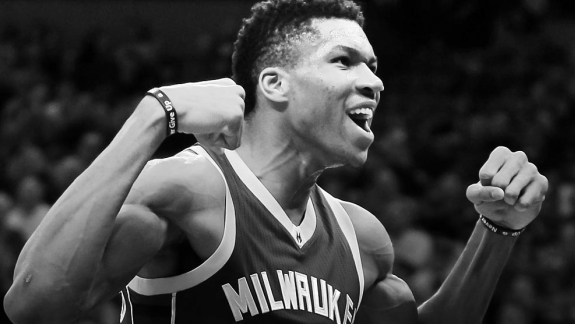 Giannis Antetokounmpo faz pegadinha de 1º de Abril com torcedores