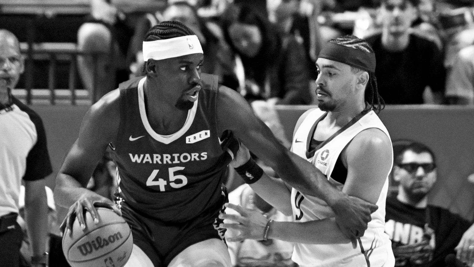 Warriors fecha a última vaga de two-way com Graham Ike