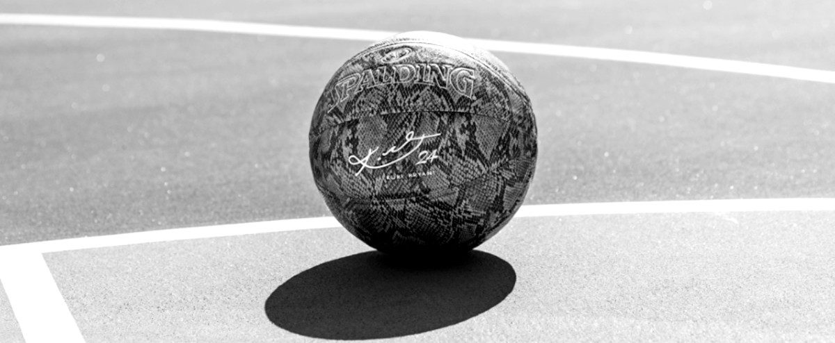 Spalding vai lançar bola em homenagem a Kobe Bryant