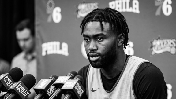 Jaylen Brown revela silêncio com Tatum desde a troca