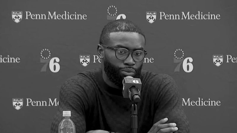 O contrato de Jaylen Brown proíbe boxe. Ele subiu no ringue