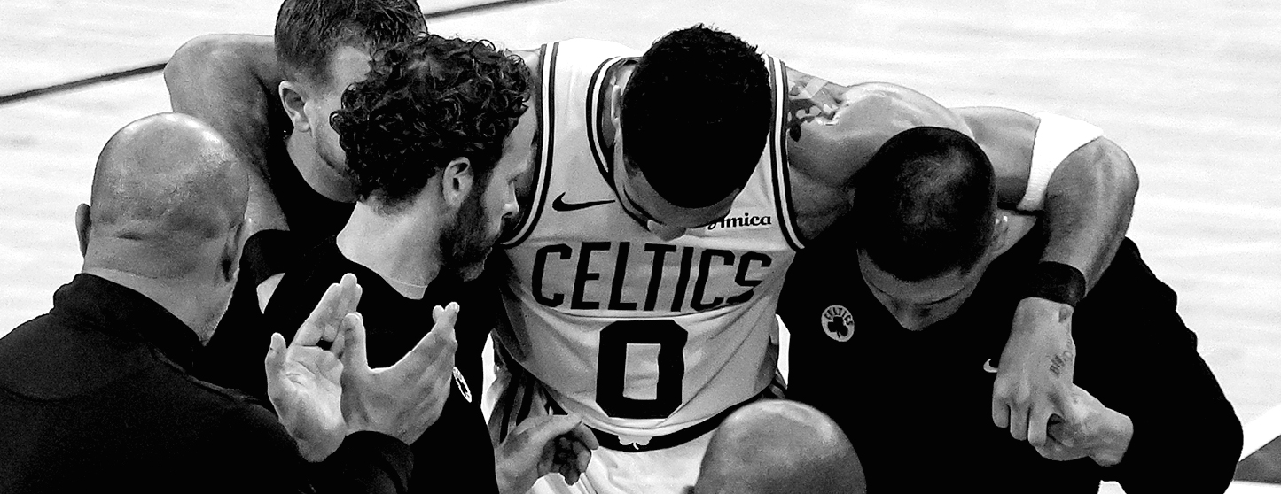 Drama nos Celtics: Jayson Tatum sofre grave lesão e está fora dos playoffs
