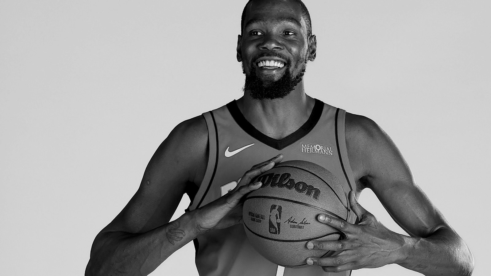 Durant recusa poupar minutos aos 38 anos no Rockets