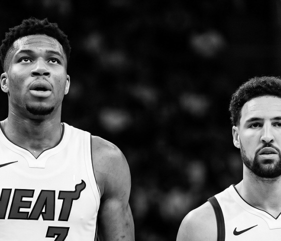Como Klay Thompson se encaixa ao lado de Giannis e Bam