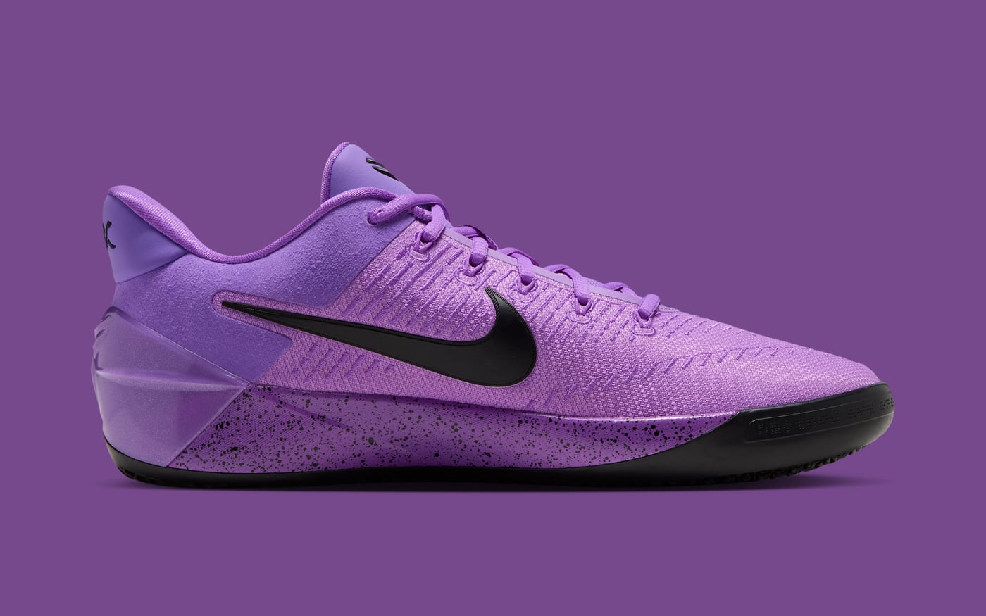 Nike Kobe A.D. Protro Purple Stardust de lado
