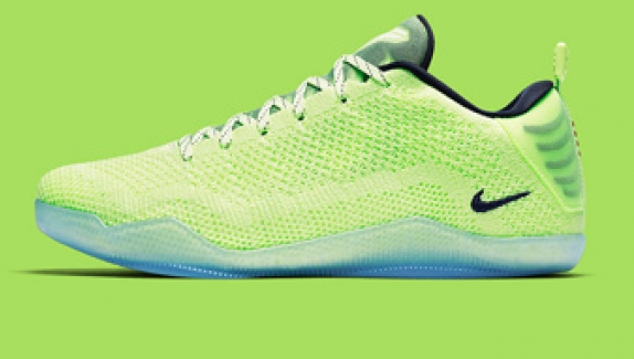 Kobe 11 Elite Low Ghost Of Christmas Past