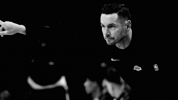 NBA: Lakers manda dois jogadores para a G-League