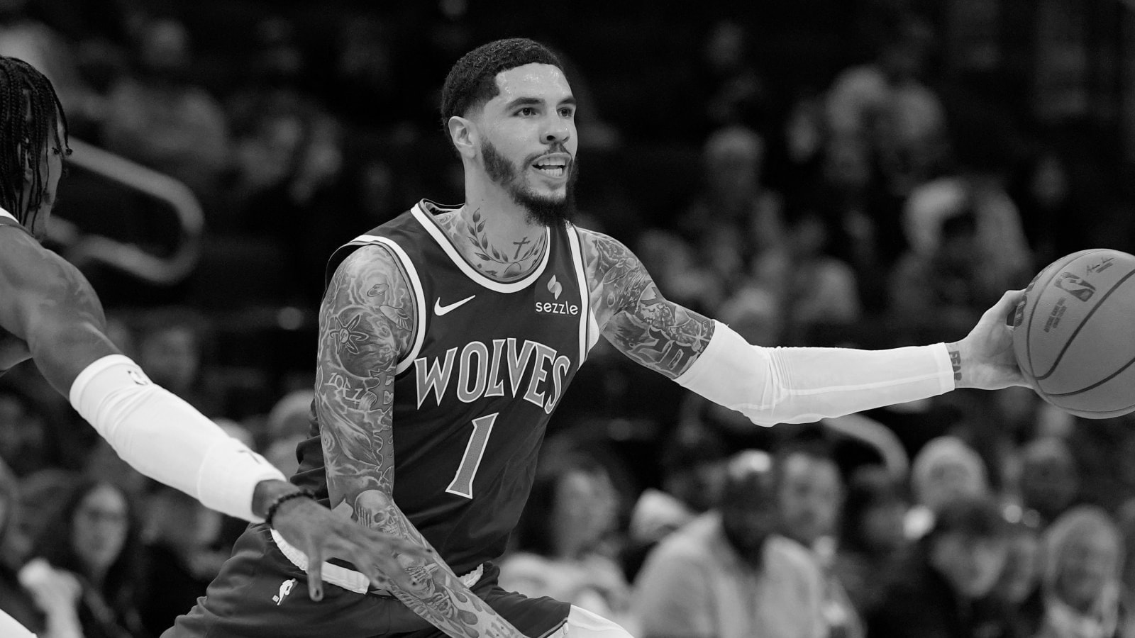 Anta compra 29% da Puma, mas LaMelo e Kyrie seguem rivais