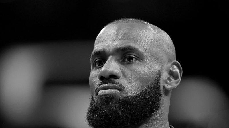 Os 10 jogadores mais velhos da NBA em 2026-27