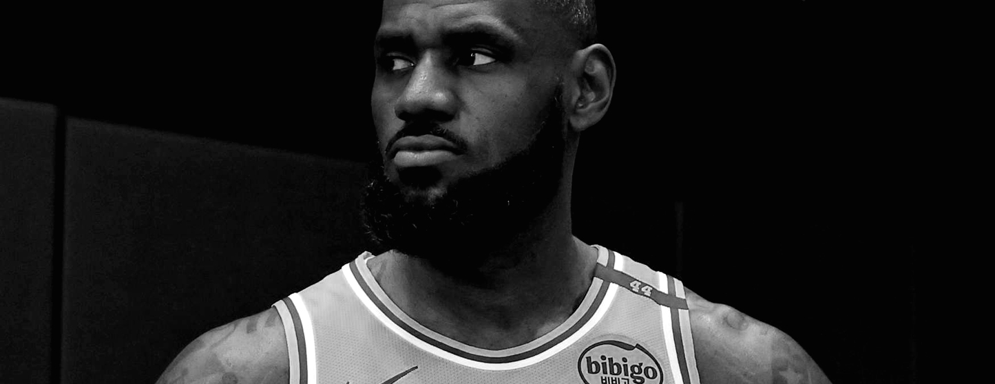 NBA: LeBron James detona ex-técnico do Lakers