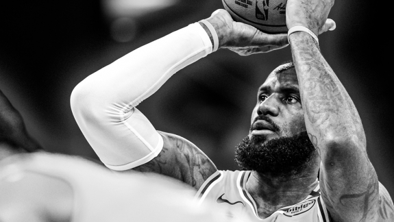 LeBron James: revelado overall rating do jogador no NBA 2k26