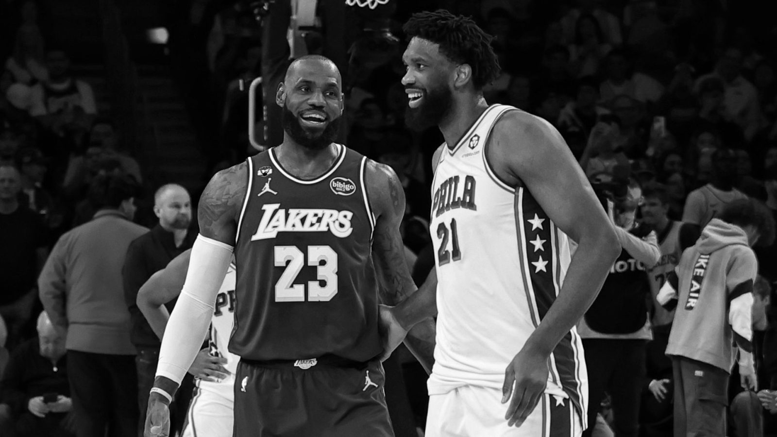 O quinteto do Sixers com LeBron, posição a posição