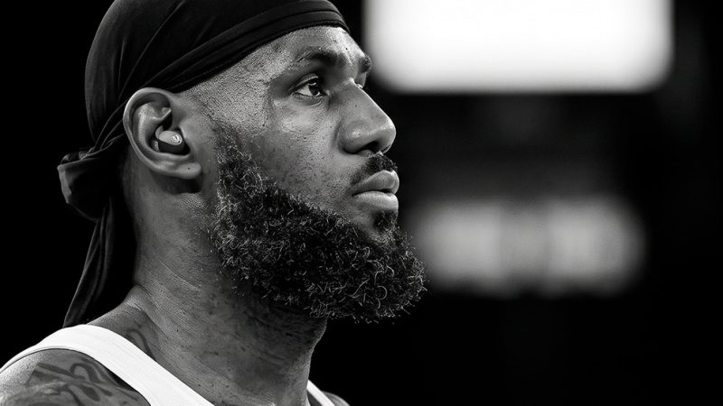 LeBron atrasou a tabela da NBA. Entenda o que travou