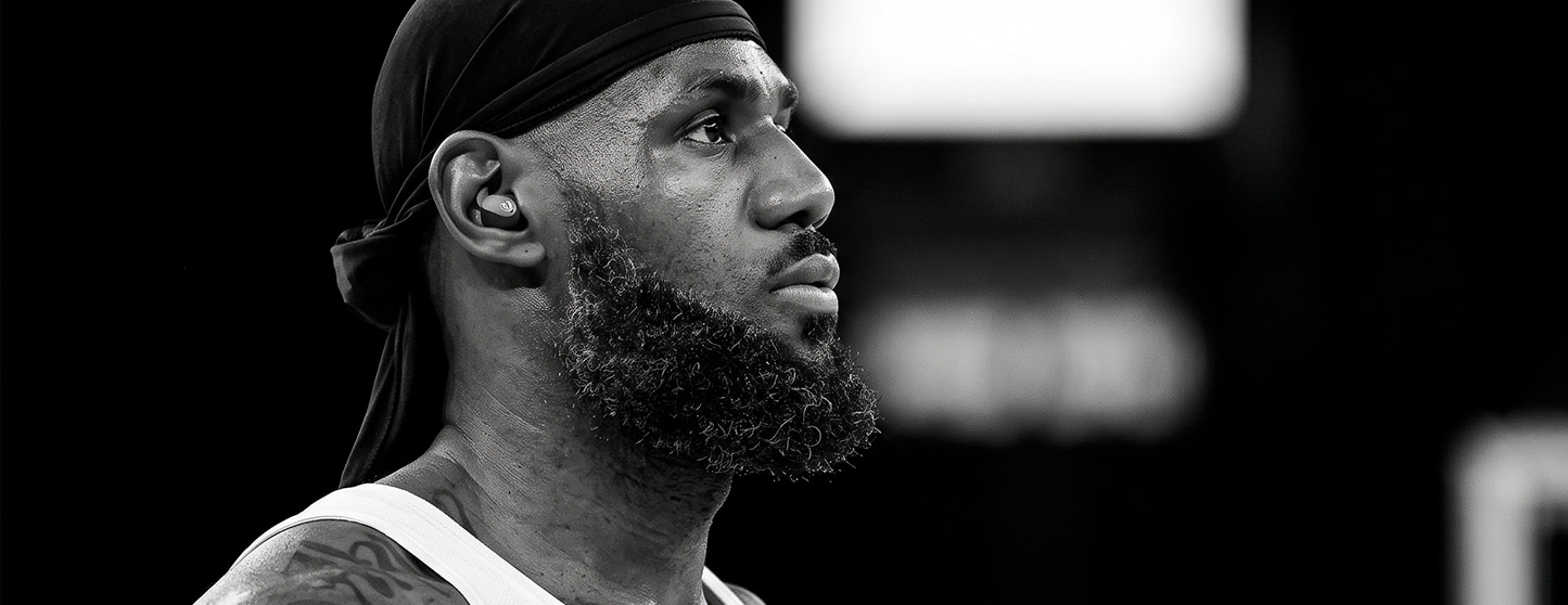LeBron atrasou a tabela da NBA. Entenda o que travou