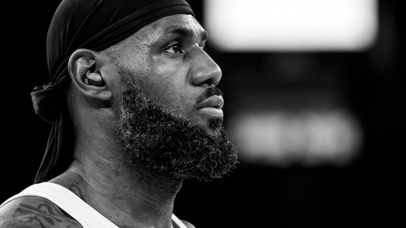 LeBron atrasou a tabela da NBA. Entenda o que travou