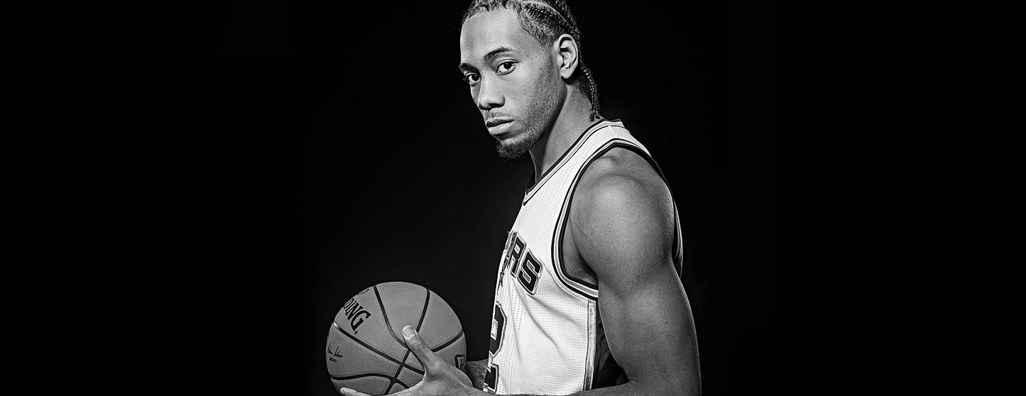 Kawhi Leonard ainda dirige o mesmo carro de quando era adolescente