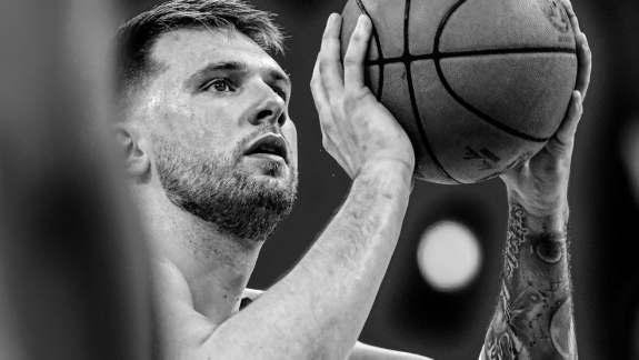 Luka Doncic surpreende logo após assinar novo contrato com o Lakers
