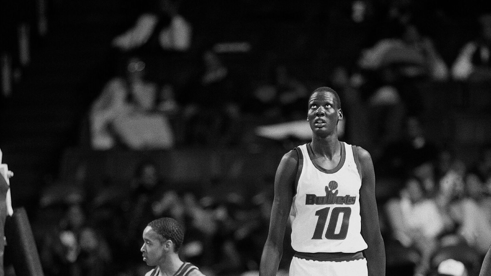 Os 15 jogadores mais altos da história da NBA