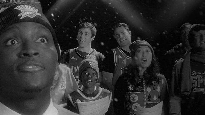 Você precisa assistir o clipe de Natal da NBA