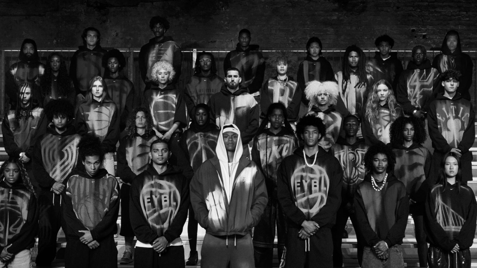 A torcida do Lakers detonou o novo uniforme da Nike