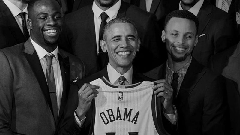 Stephen Curry faz homenagem a Barack Obama