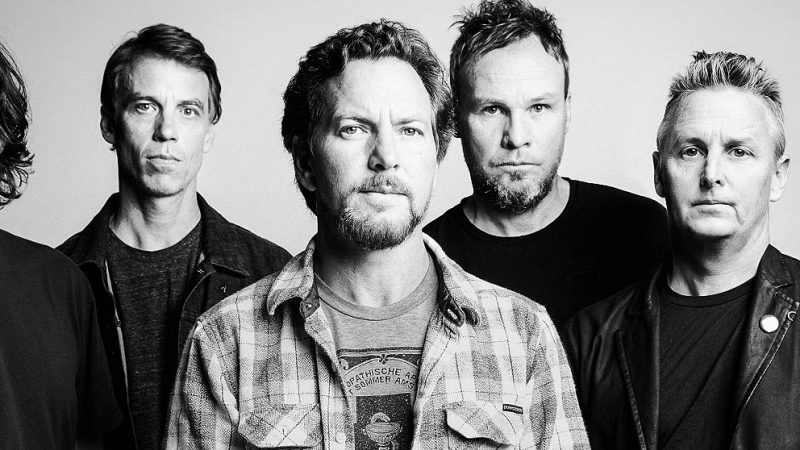 Como o Pearl Jam salvou a vida de Dennis Rodman